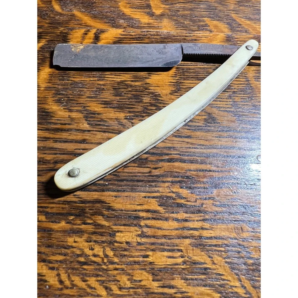 Vintage The Palmer Chicago Straight Razor Antique Folding Shaving Blade Patina
